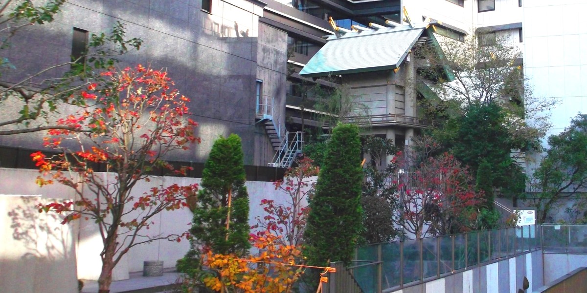 築土神社本殿